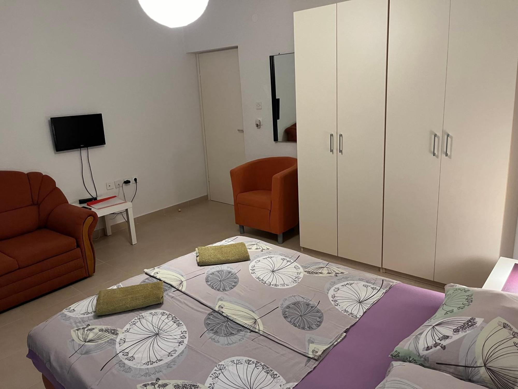Apartments Mais Tisno